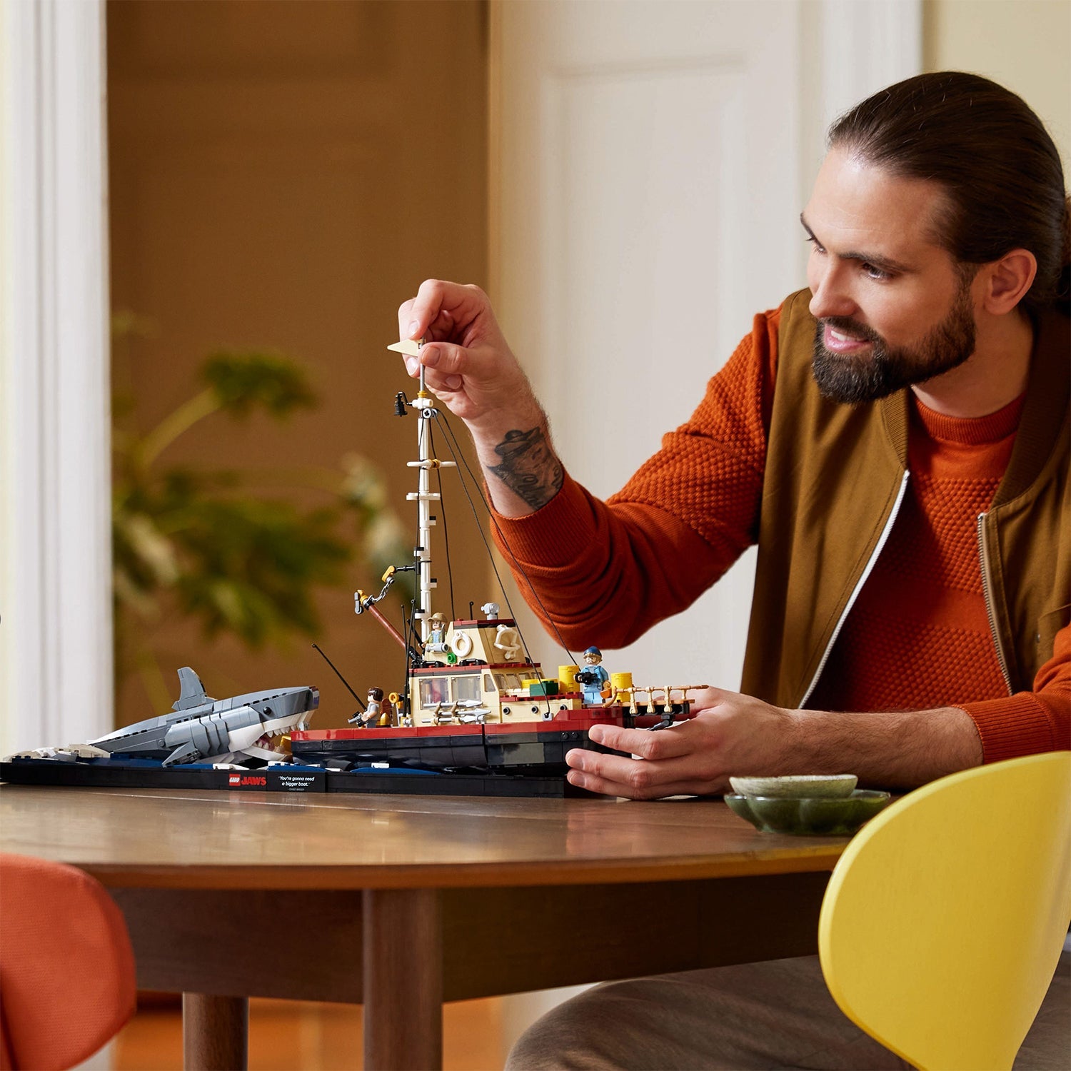 LEGO® Ideas Jaws - Bộ Lắp Ráp Mô Hình Hàm Cá Mập 21350 - Góc nhìn khác 3
