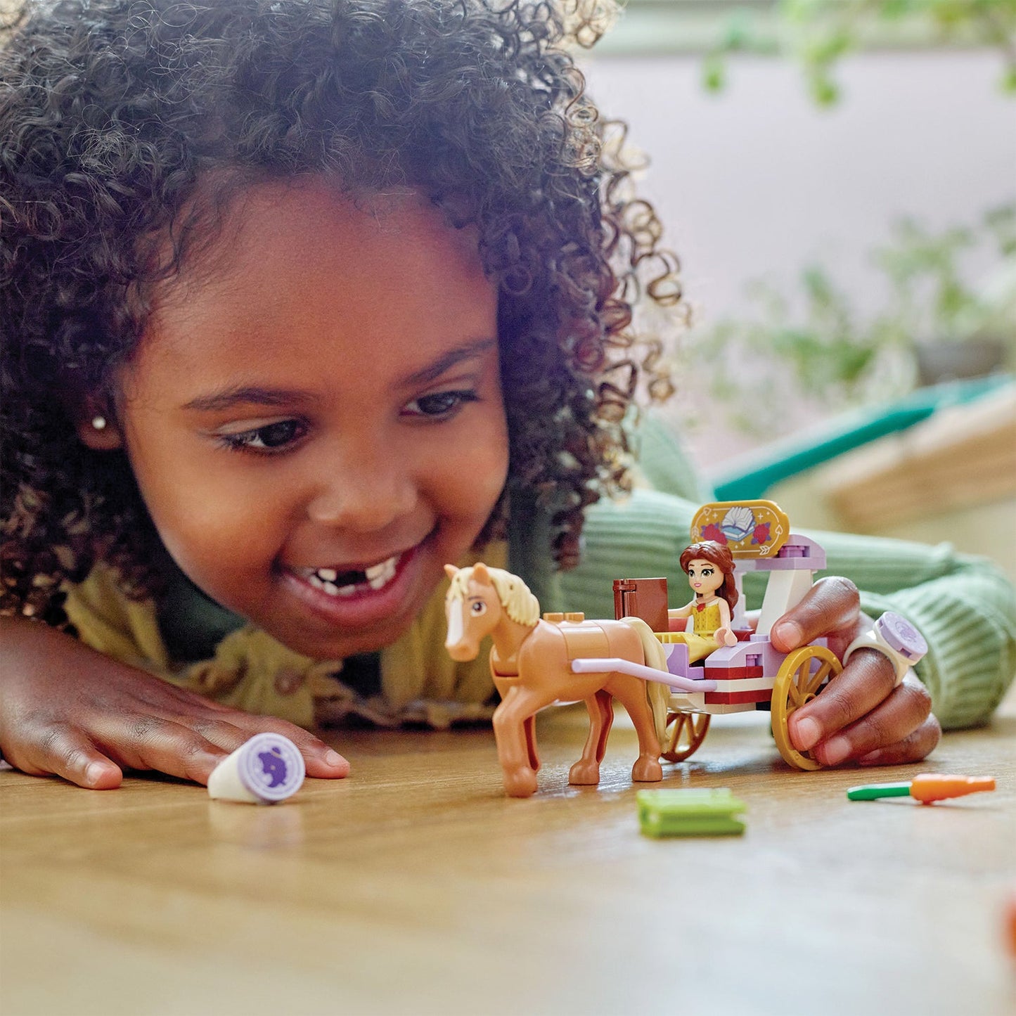 LEGO® Disney™ Belle's Storytime Horse Carriage - Đồ Chơi Lắp Ráp Xe Ngựa Của Công Chúa Belle - LEGO 43233 - Hình ảnh bổ sung 4