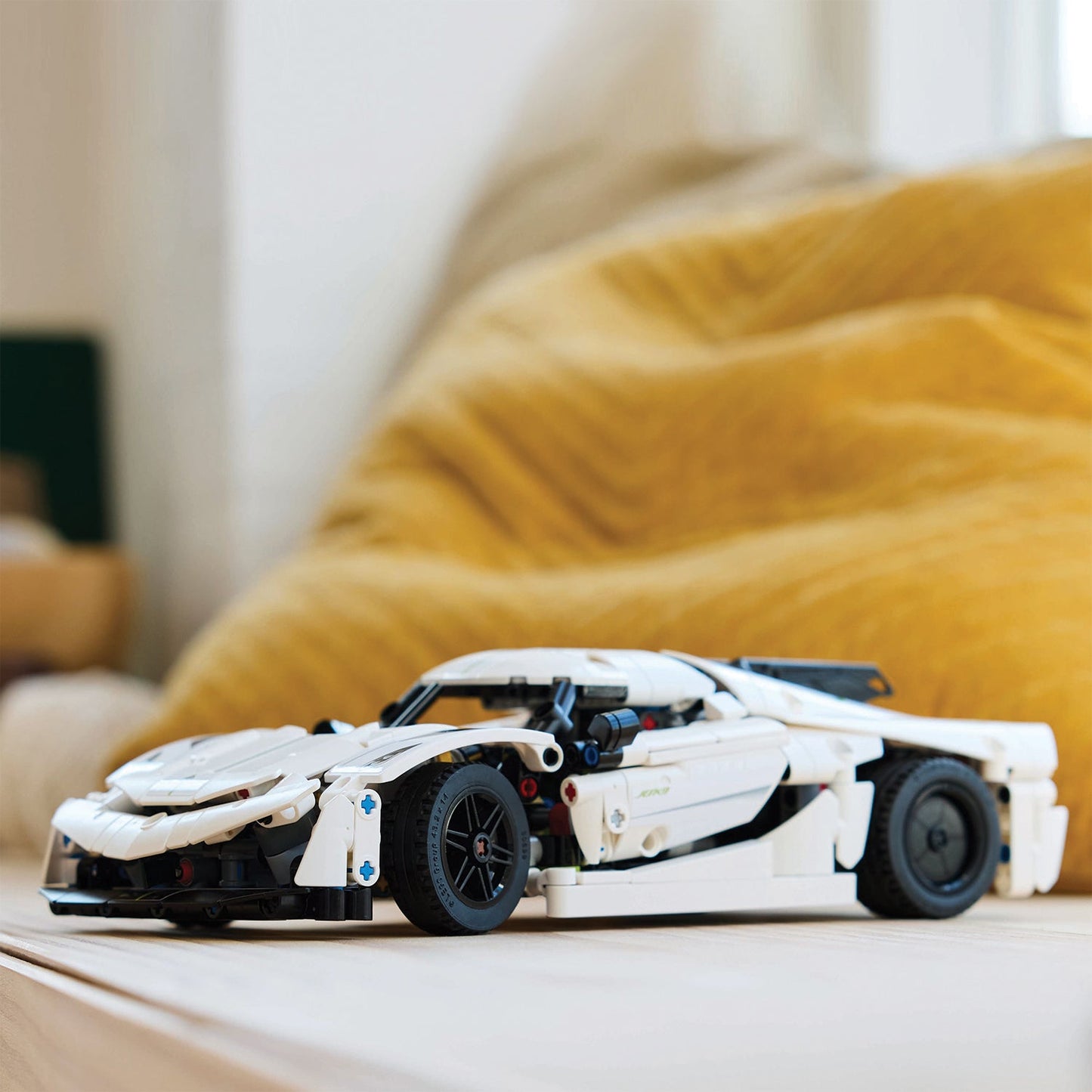 LEGO® Technic™ Koenigsegg Jesko Absolut White Hypercar - Mô Hình Xe Đua Siêu Xe LEGO 42184 - Hình ảnh bổ sung 4