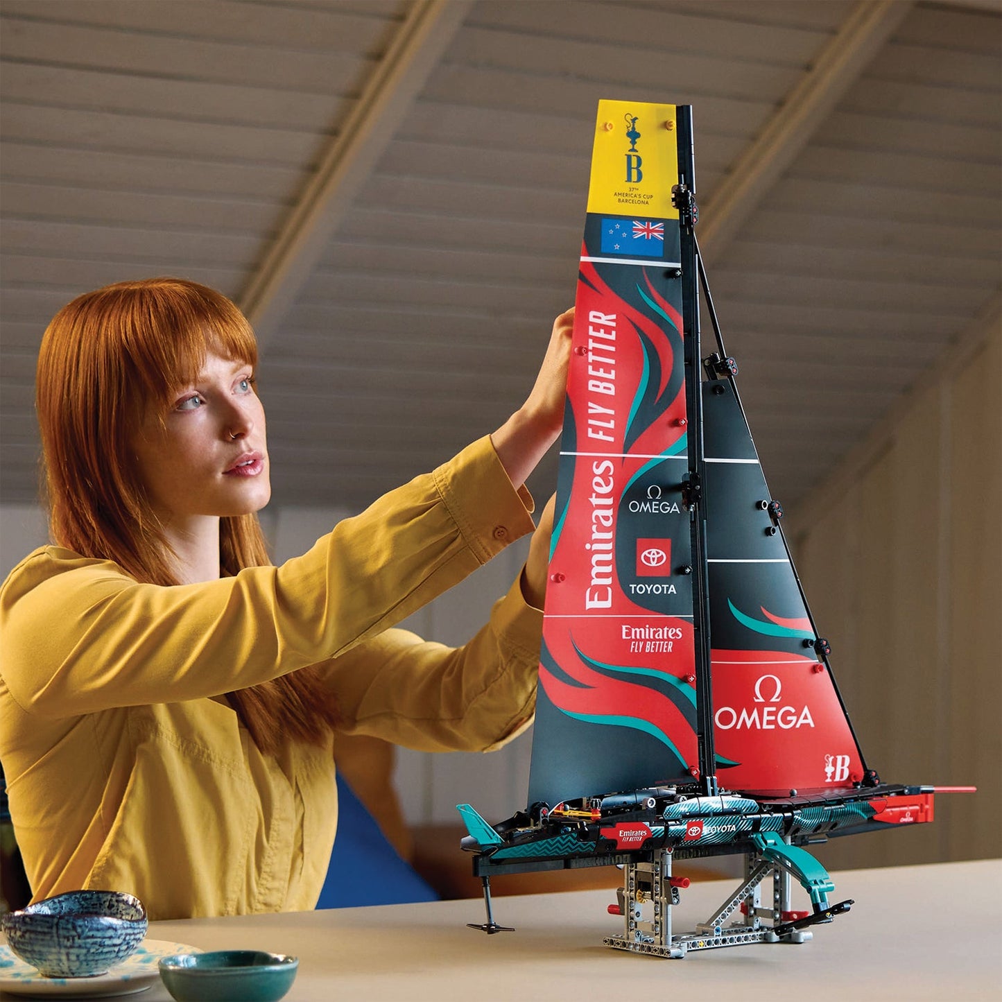 LEGO® Technic™ Emirates Team New Zealand AC75 Yacht - Mô hình Du Thuyền Đua America's Cup - LEGO 42174 LEGO - ảnh 1 - LEGO