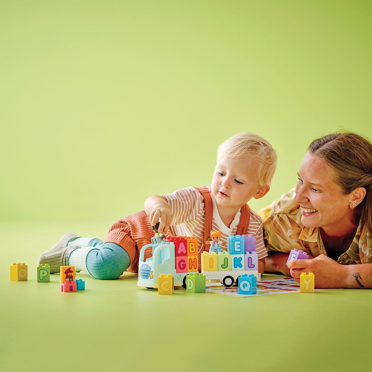 LEGO® DUPLO™ Alphabet Truck - Xe Tải Học Chữ Cái Đồ Chơi Lắp Ráp (10421) - LEGO - Hình ảnh bổ sung 4