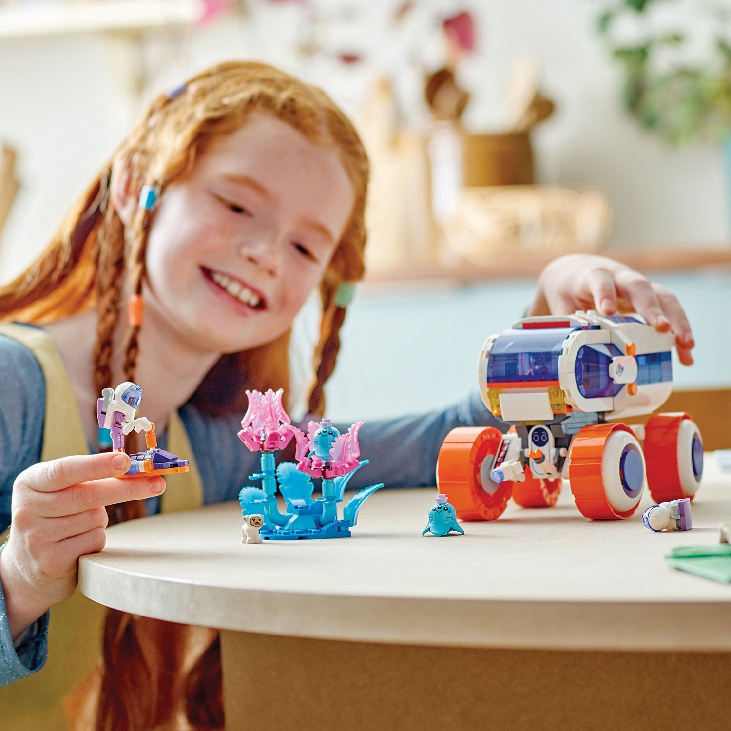 LEGO® Friends™ Space Research Rover - Xe Thám Hiểm Nghiên Cứu Không Gian (42602) - LEGO - Hình ảnh bổ sung 4