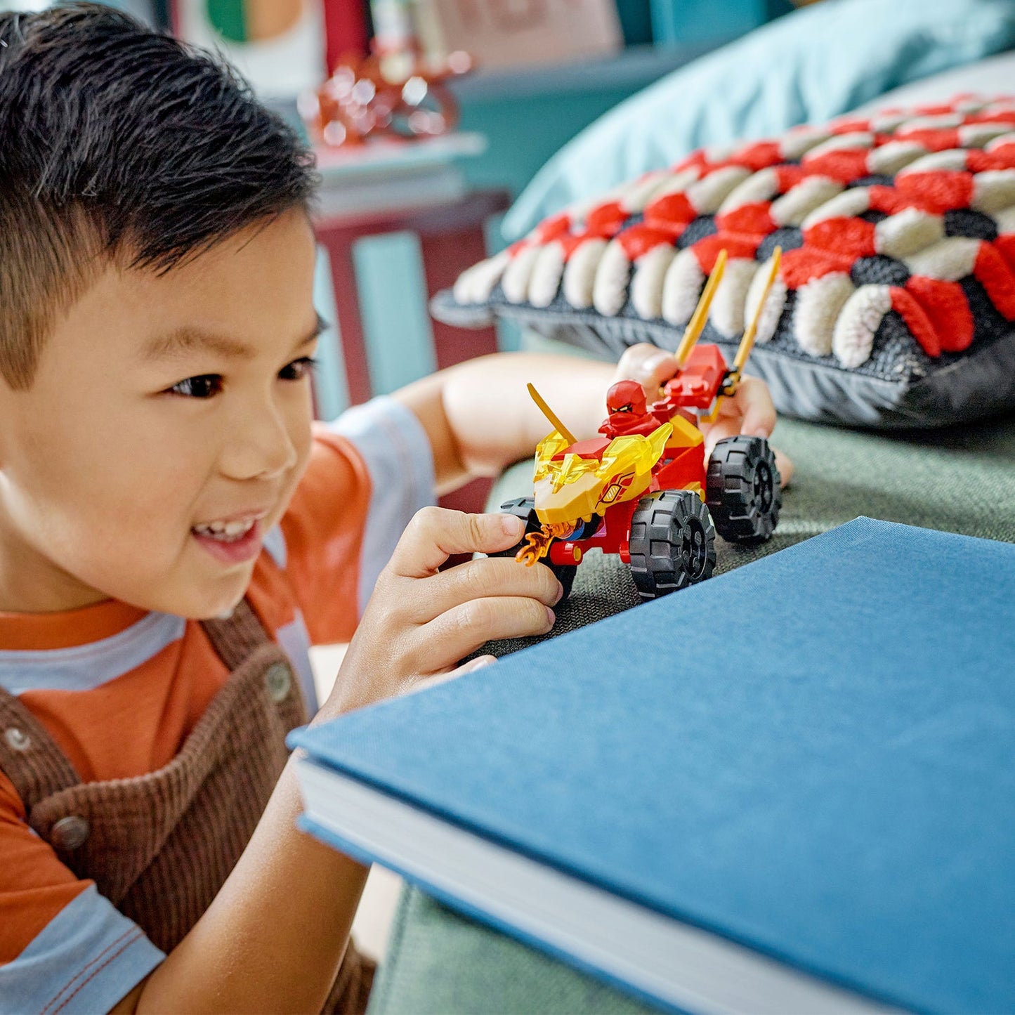 LEGO® NINJAGO® Kai and Ras’s Car and Bike Battle - Bộ Lắp Ráp Trận Chiến Xe Rồng Và Mô Tô 71789 - Hình ảnh bổ sung 5