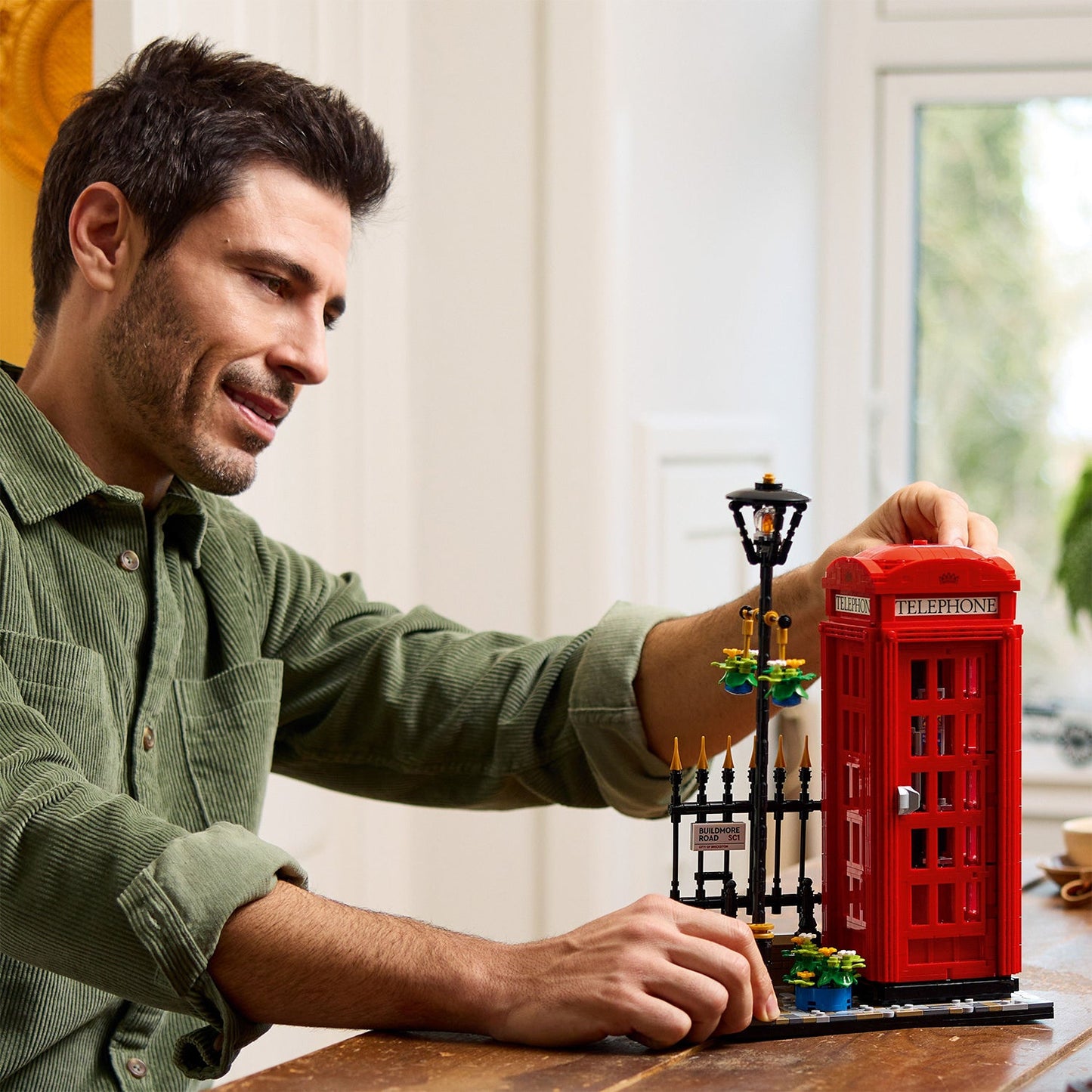 LEGO® Ideas Red London Telephone Box - Mô hình Bốt Điện Thoại London (21347) - LEGO - Hình ảnh bổ sung 5