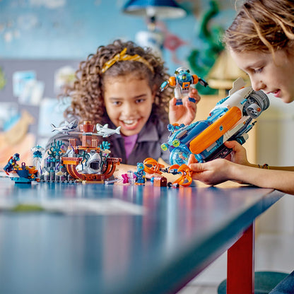 LEGO® City Deep-Sea Explorer Submarine - Tàu Ngầm Thám Hiểm Đại Dương LEGO 60379 - Góc nhìn khác 3