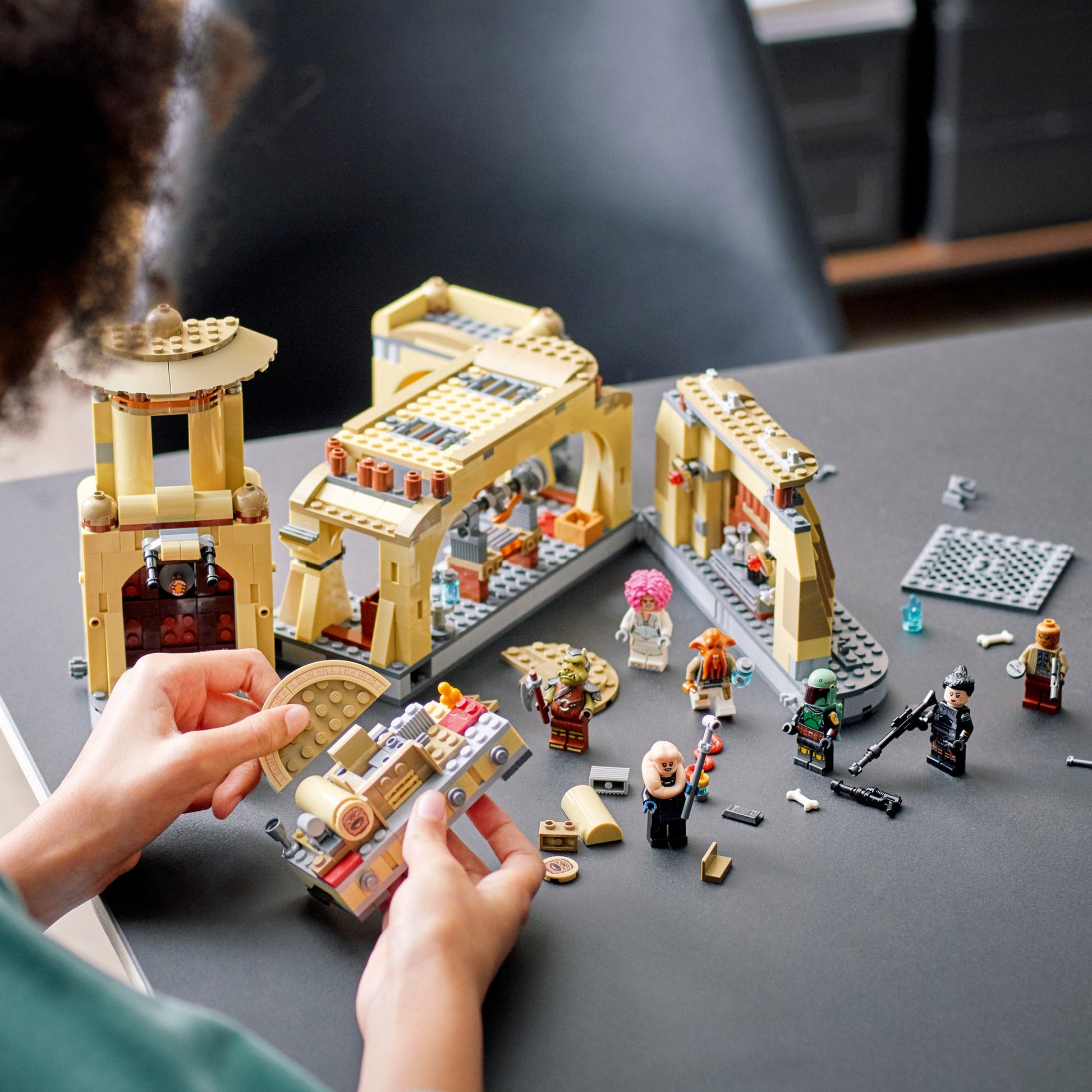 LEGO® Star Wars™ Boba Fetts Throne Room - Đồ Chơi Lắp Ráp Cung Điện Boba Fett - LEGO 75326 - Hình ảnh bổ sung 4