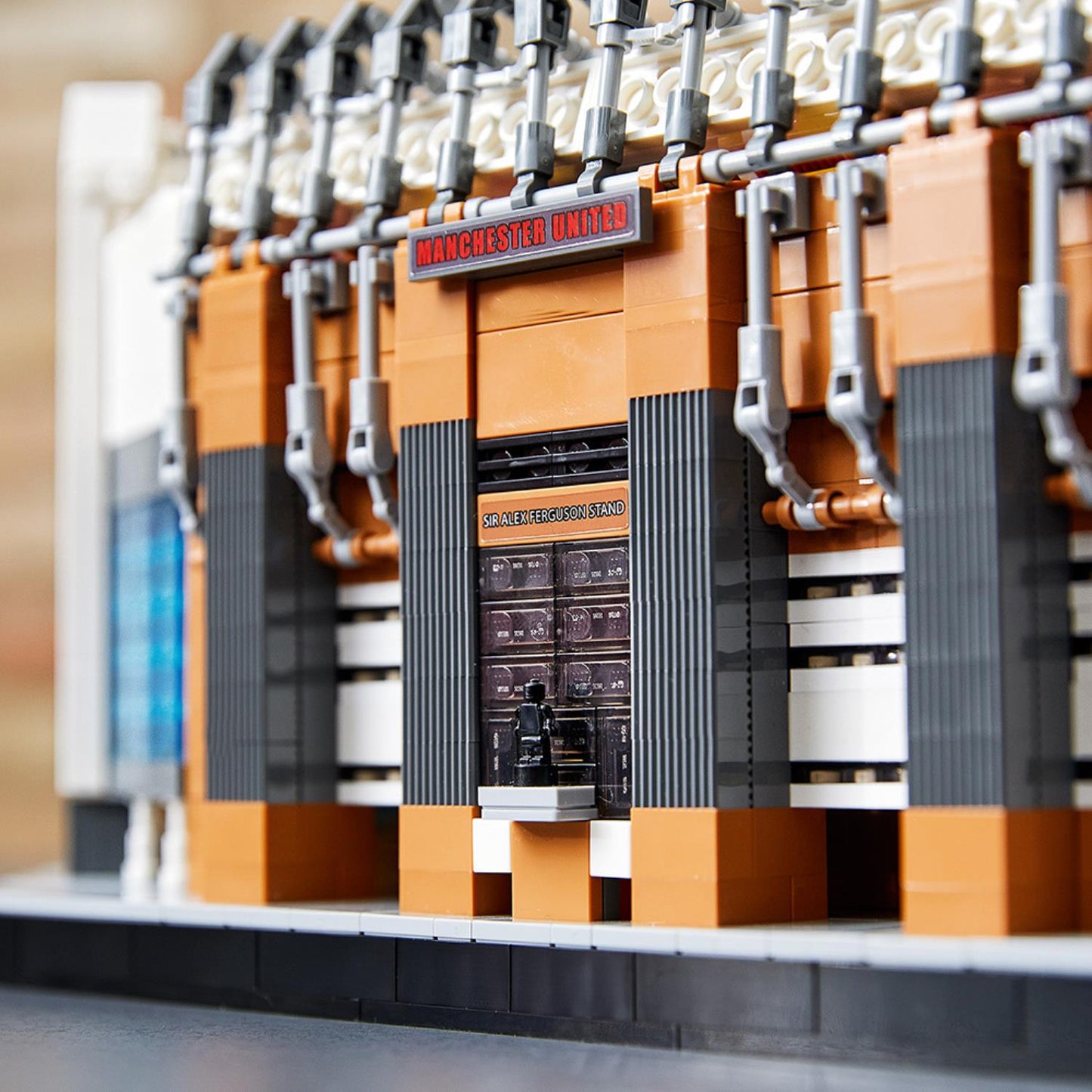 LEGO® Creator Expert Old Trafford - Manchester United LEGO - ảnh 7 - Lego