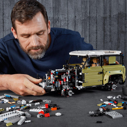 LEGO® Technic™ Land Rover Defender - Mô hình lắp ráp xe địa hình cao cấp - LEGO 42110 - Hình ảnh bổ sung 5