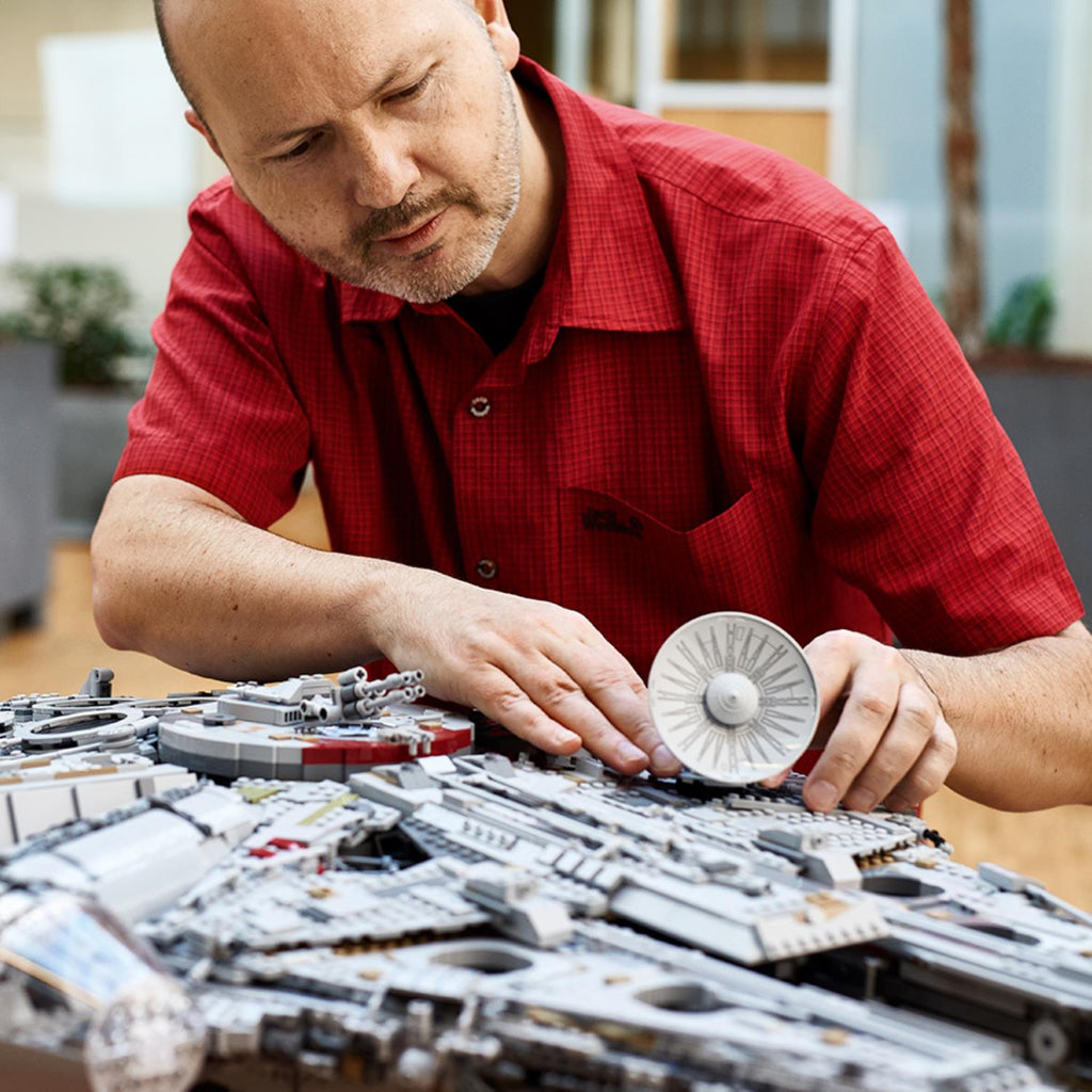 LEGO® Star Wars Millennium Falcon™ Mô Hình Lắp Ráp Tàu Vũ Trụ 75192 UCS - Hình ảnh bổ sung 8