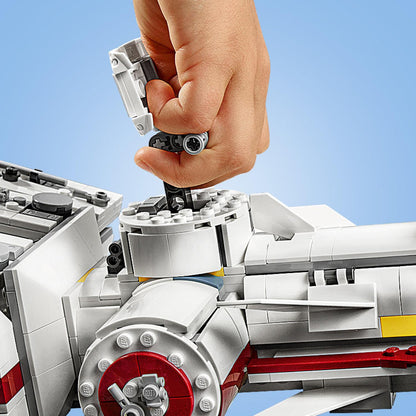 LEGO® Star Wars™ Tantive IV™ Mô Hình Phi Thuyền Rebel Cruiser 75244 - Hình ảnh bổ sung 7