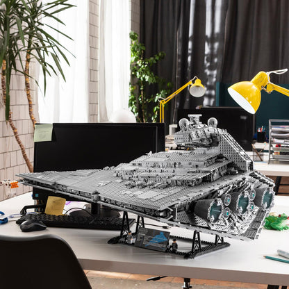 LEGO® Star Wars™ Imperial Star Destroyer™ Mô Hình Tàu Chiến Đế Chế UCS 75252