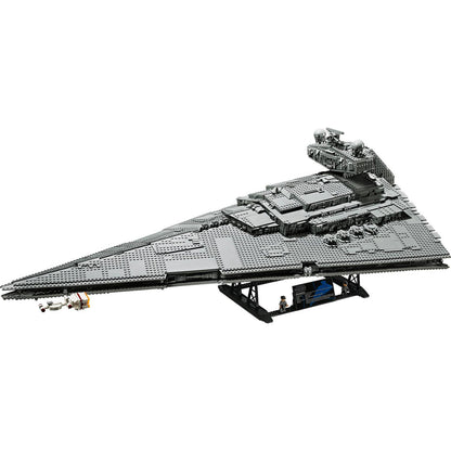 LEGO® Star Wars™ Imperial Star Destroyer™ Mô Hình Tàu Chiến Đế Chế UCS 75252 - Hình ảnh chi tiết 2