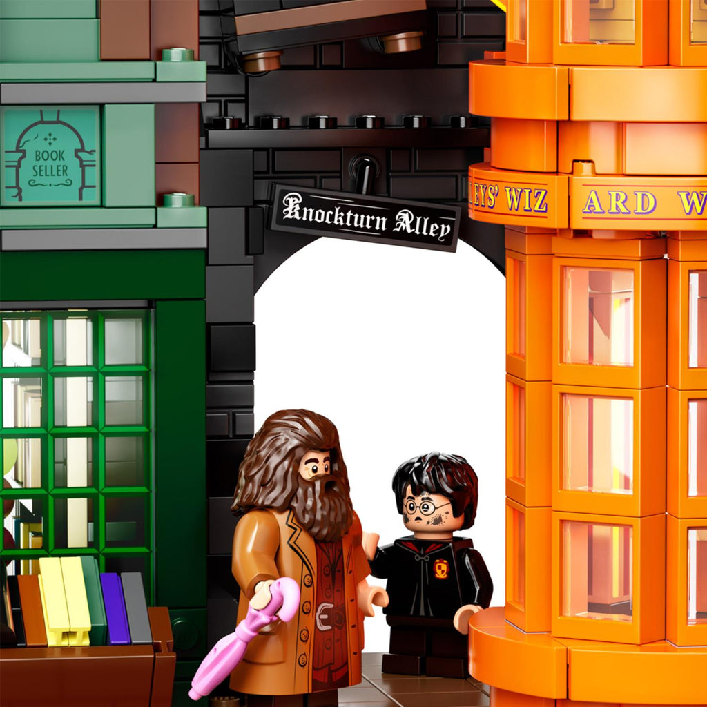 LEGO® Harry Potter™ Diagon Alley™ Mô Hình Hẻm Xéo Phép Thuật 75978 - Góc nhìn khác 3