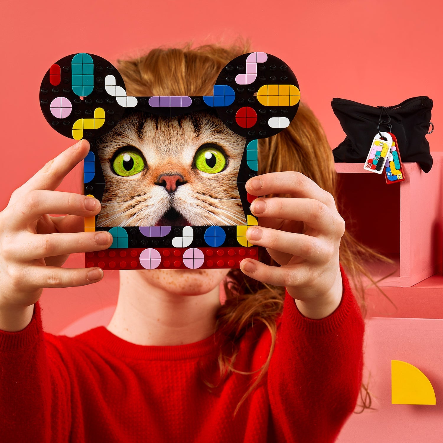 LEGO® DOTS™ Disney™ Mickey Mouse & Minnie Mouse Back-to-School Project Box - Bộ Dụng Cụ Học Tập Sáng Tạo LEGO 41964 - Hình ảnh bổ sung 4