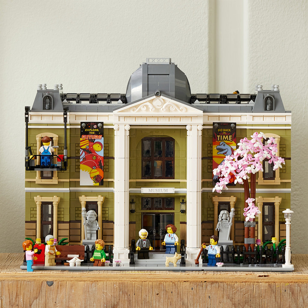 LEGO® ICONS™ Natural History Museum - Mô hình Bảo tàng Lịch sử Tự nhiên LEGO 10326 - Hình ảnh bổ sung 5