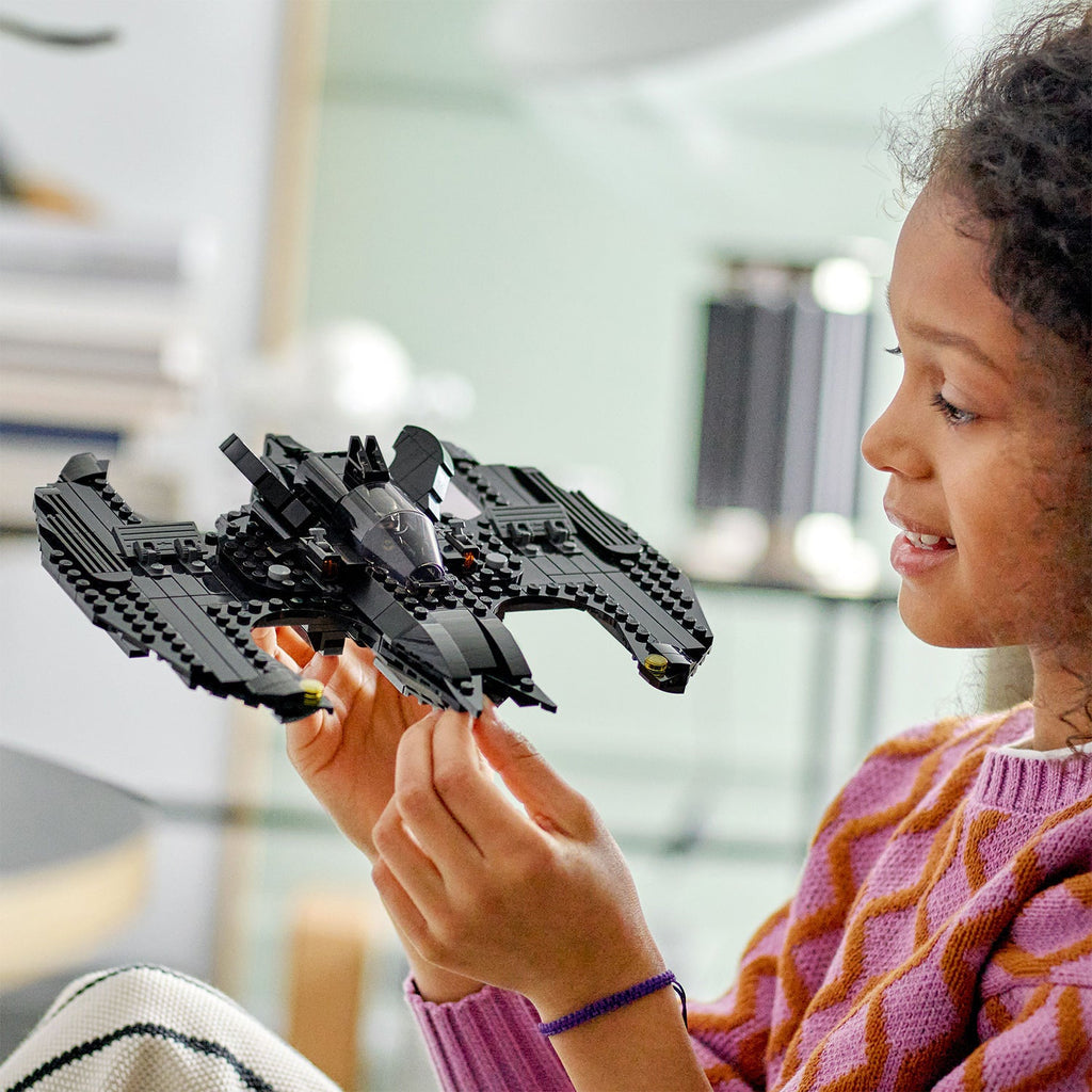 LEGO® DC Batwing: Batman™ vs. The Joker™ - Đồ chơi lắp ráp Máy bay Batwing Siêu anh hùng Batman (76265) - Hình ảnh bổ sung 4