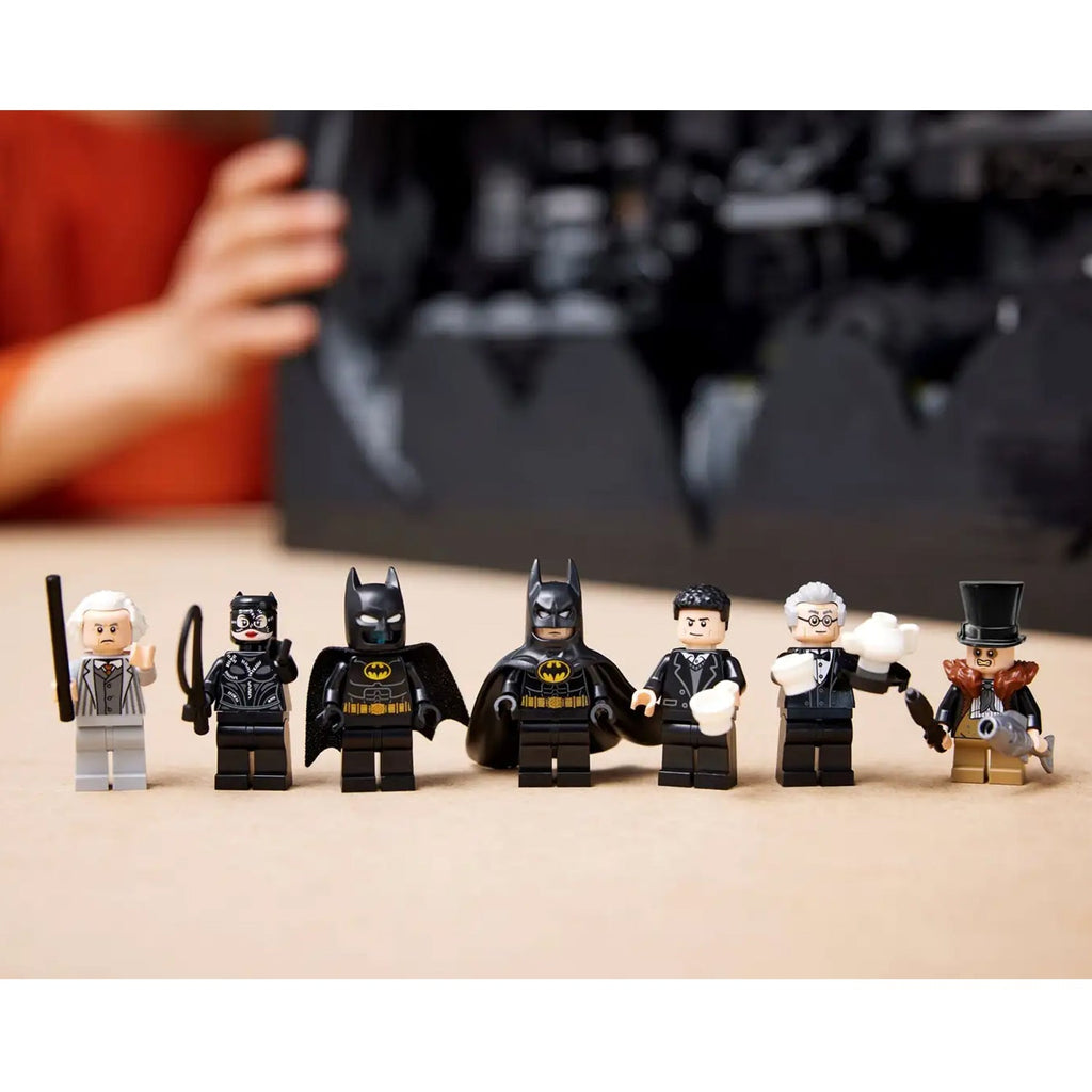 LEGO® DC Batman™ Batcave™ – Shadow Box | Mô Hình Hang Dơi Batman Returns 1992 (76252) LEGO - ảnh 2 - LEGO Building Set