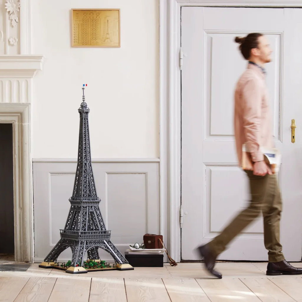 LEGO® ICONS™ Eiffel Tower - Mô hình lắp ráp Tháp Eiffel khổng lồ - LEGO 10307 - Hình ảnh bổ sung 5