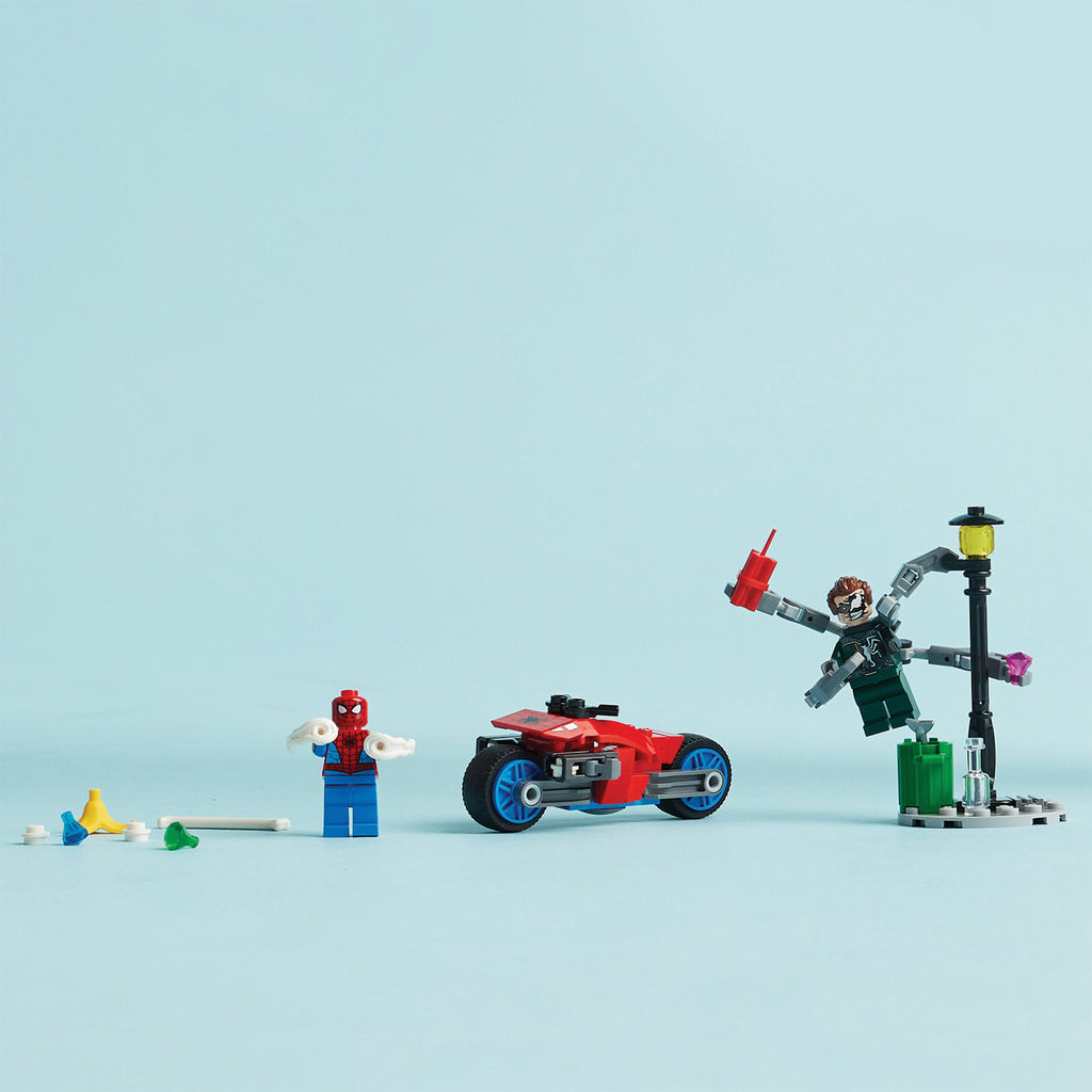LEGO® Marvel Motorcycle Chase: Spider-Man vs. Doc Ock - Đồ Chơi Lắp Ráp Xe Mô Tô Siêu Anh Hùng LEGO 76275 - Hình ảnh bổ sung 5