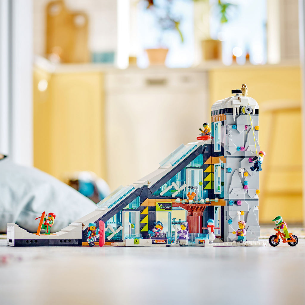 LEGO® City Ski and Climbing Center - Trung Tâm Trượt Tuyết và Leo Núi LEGO 60366 - Hình ảnh bổ sung 5