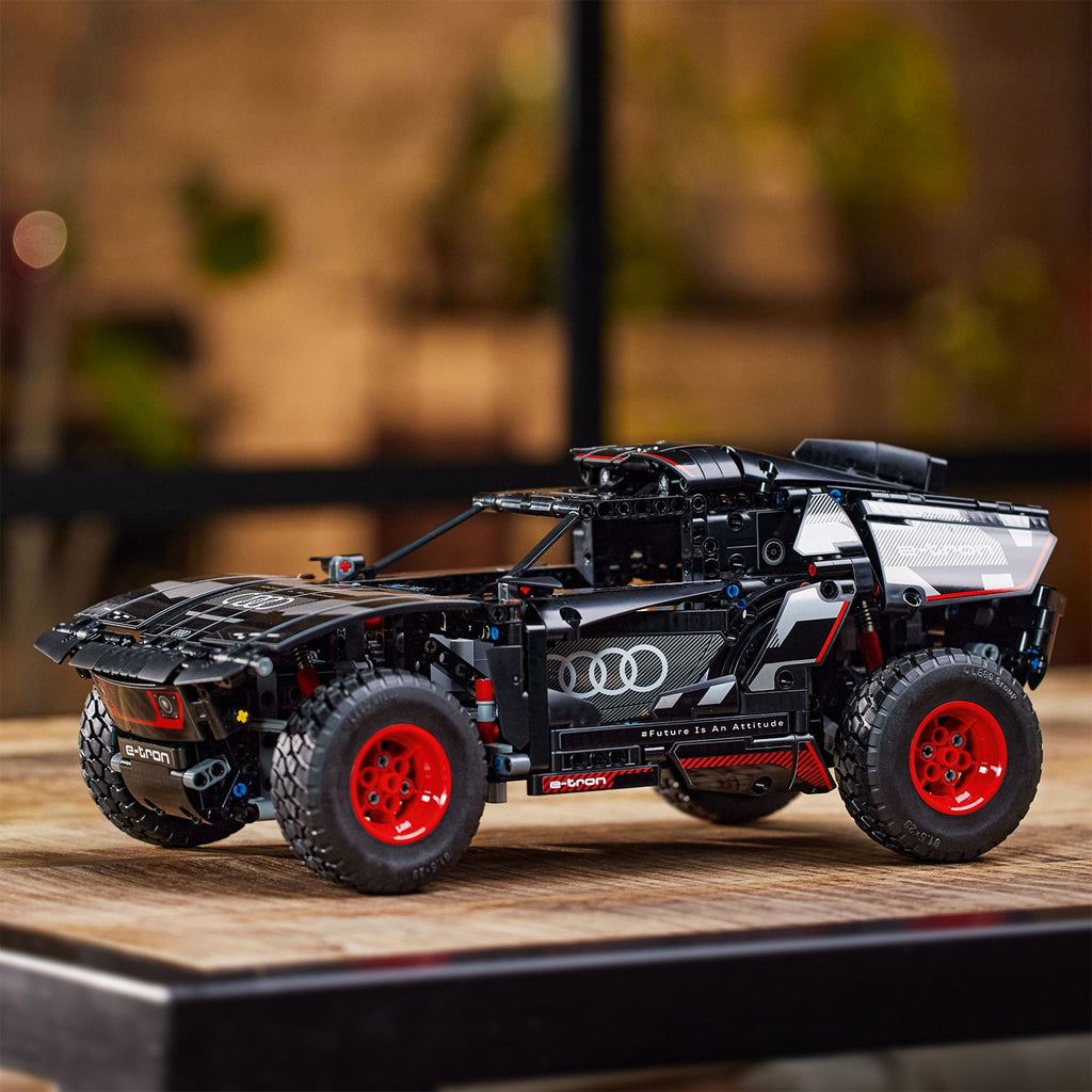 LEGO® TECHNIC™ Audi RS Q e-tron - Xe Đua Rally Điều Khiển Từ Xa - LEGO 42160 - Góc nhìn khác 3