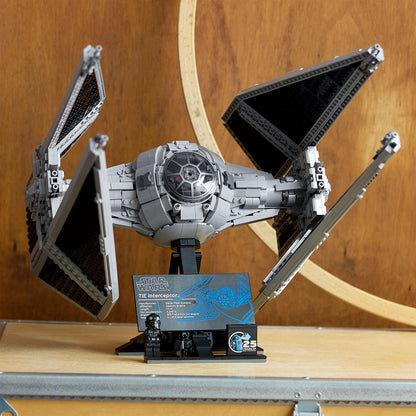 LEGO® Star Wars™ TIE Interceptor™ Mô hình lắp ráp cao cấp dòng UCS 75382 - Hình ảnh bổ sung 5