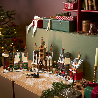 LEGO® Harry Potter™ Hogsmeade™ Village – Collectors' Edition - Mô hình Làng Hogsmeade LEGO 76457