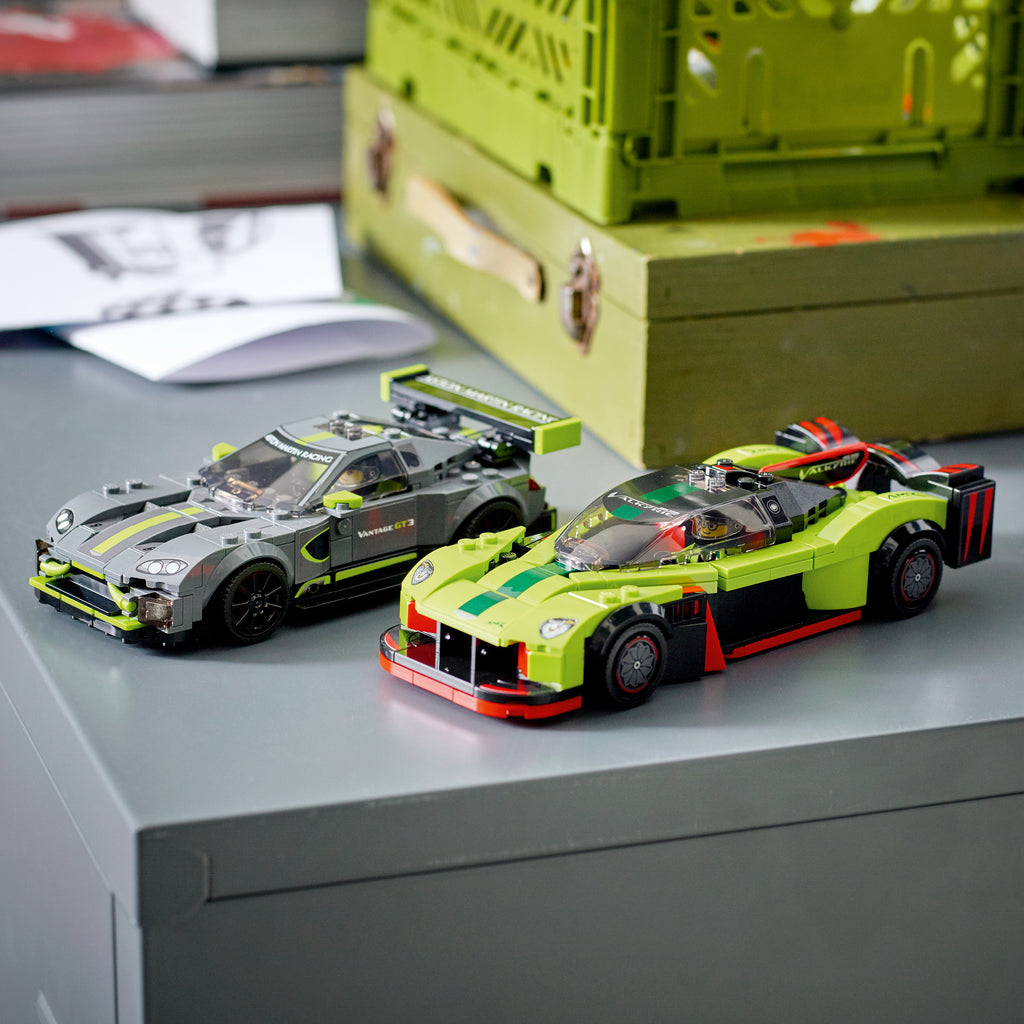 LEGO® Speed Champions Aston Martin Valkyrie AMR Pro and Aston Martin Vantage GT3 - Bộ đồ chơi lắp ráp siêu xe đua LEGO 76910 - Hình ảnh bổ sung 5