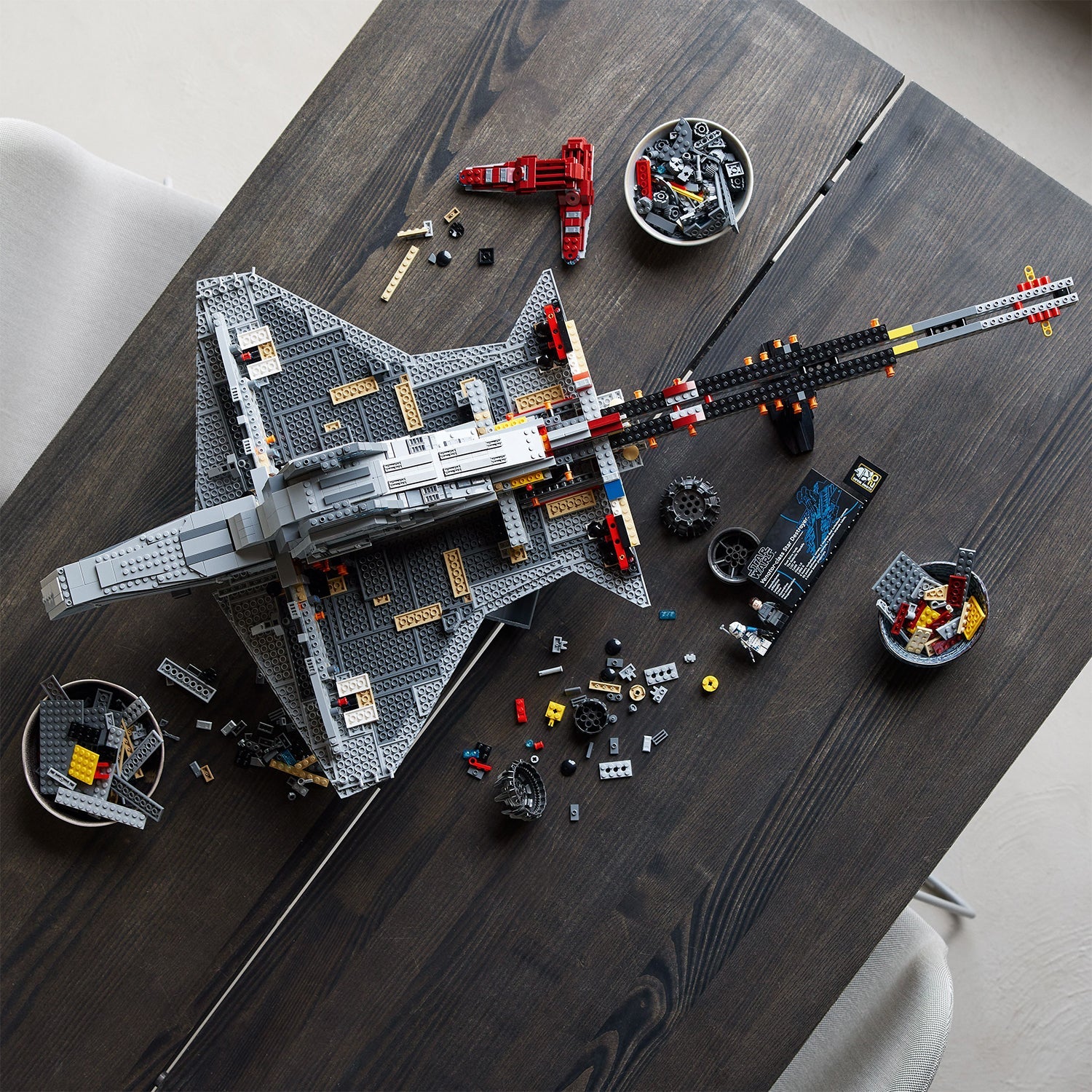 LEGO® Star Wars™ Venator-Class Republic Attack Cruiser - Ultimate Collector Series - Bộ Lắp Ráp Tàu Tuần Dương Tấn Công LEGO 75367 - Hình ảnh bổ sung 5