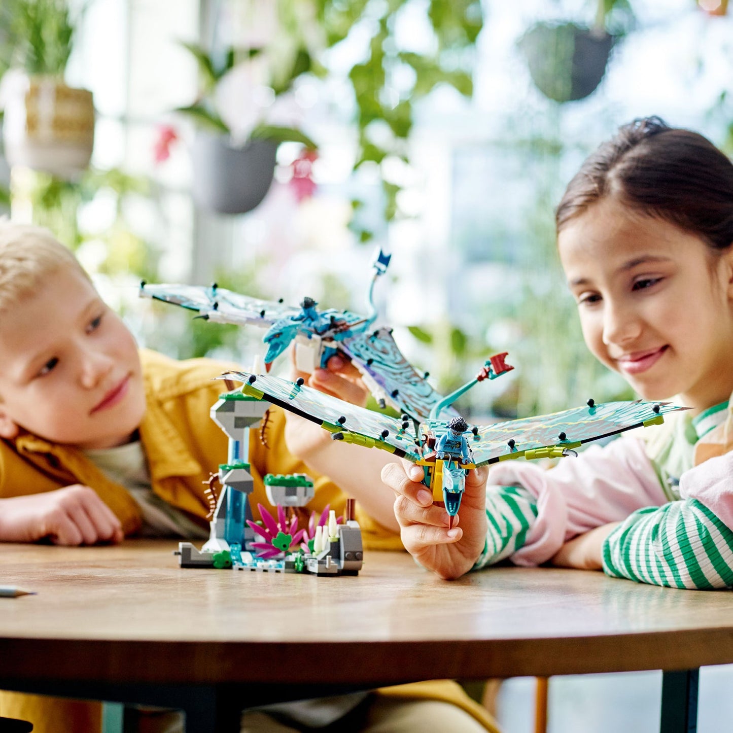 LEGO® Avatar™ Jake & Neytiri’s First Banshee Flight - Đồ chơi lắp ráp LEGO 75572 - Hình ảnh bổ sung 5