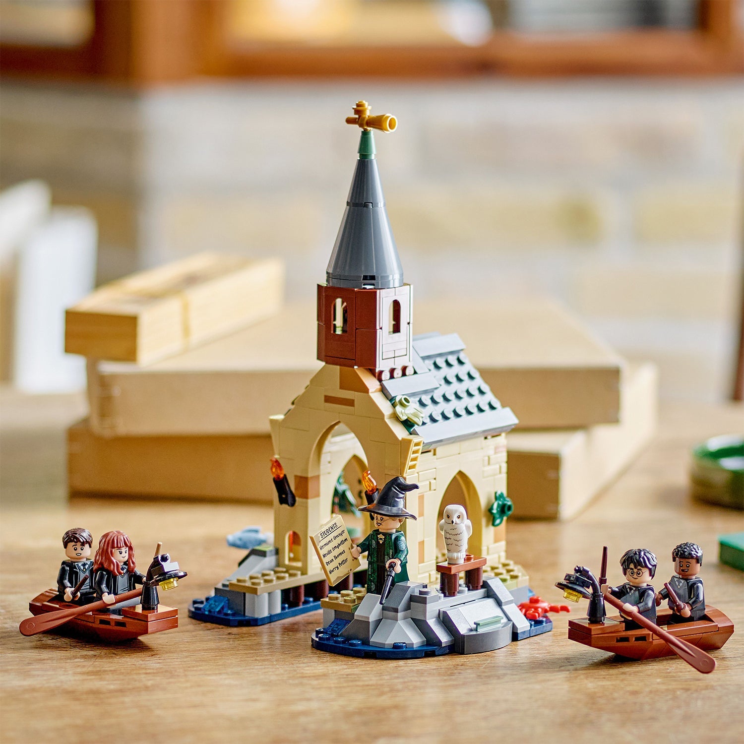 LEGO® Harry Potter™ Hogwarts™ Castle Boathouse - Đồ Chơi Lắp Ráp Nhà Thuyền Lâu Đài Hogwarts LEGO 76426 - Hình ảnh bổ sung 4