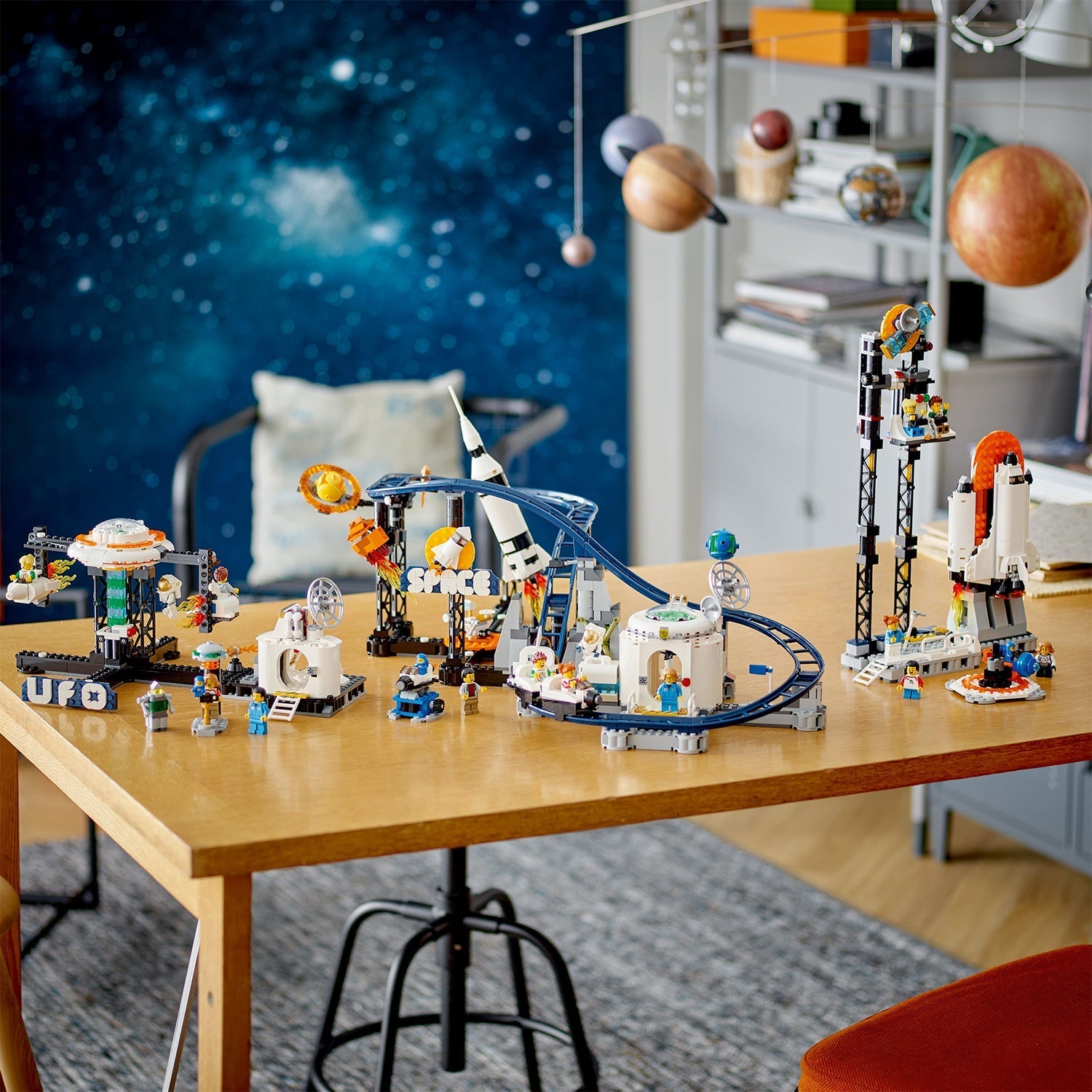 LEGO® Creator 3-in-1 Space Roller Coaster - Đồ Chơi Lắp Ráp Tàu Lượn Không Gian 3 Trong 1 (31142) - Góc nhìn khác 3
