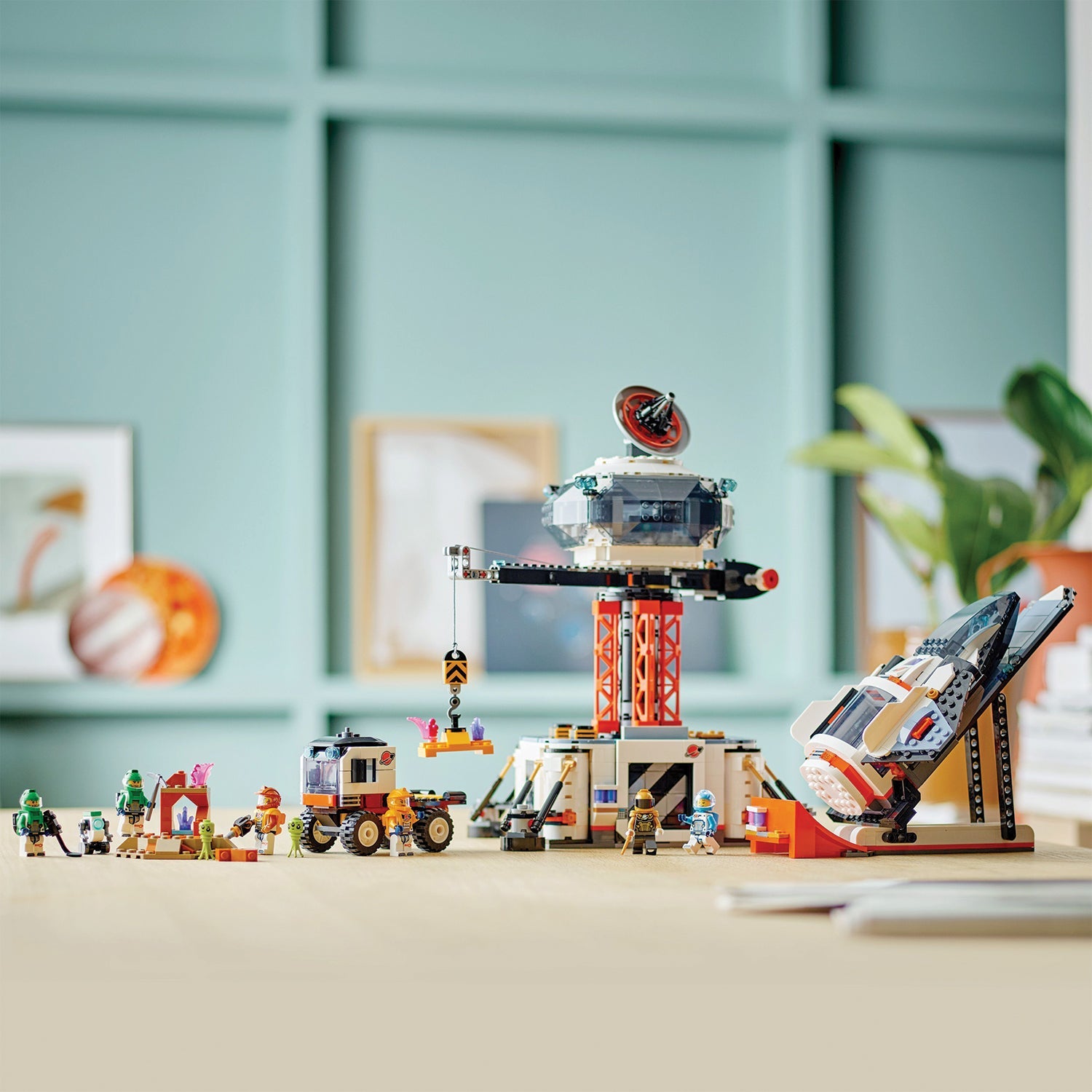 LEGO® City Space Base and Rocket Launchpad - Bộ Lắp Ráp Căn Cứ Không Gian - LEGO 60434 - Hình ảnh bổ sung 5