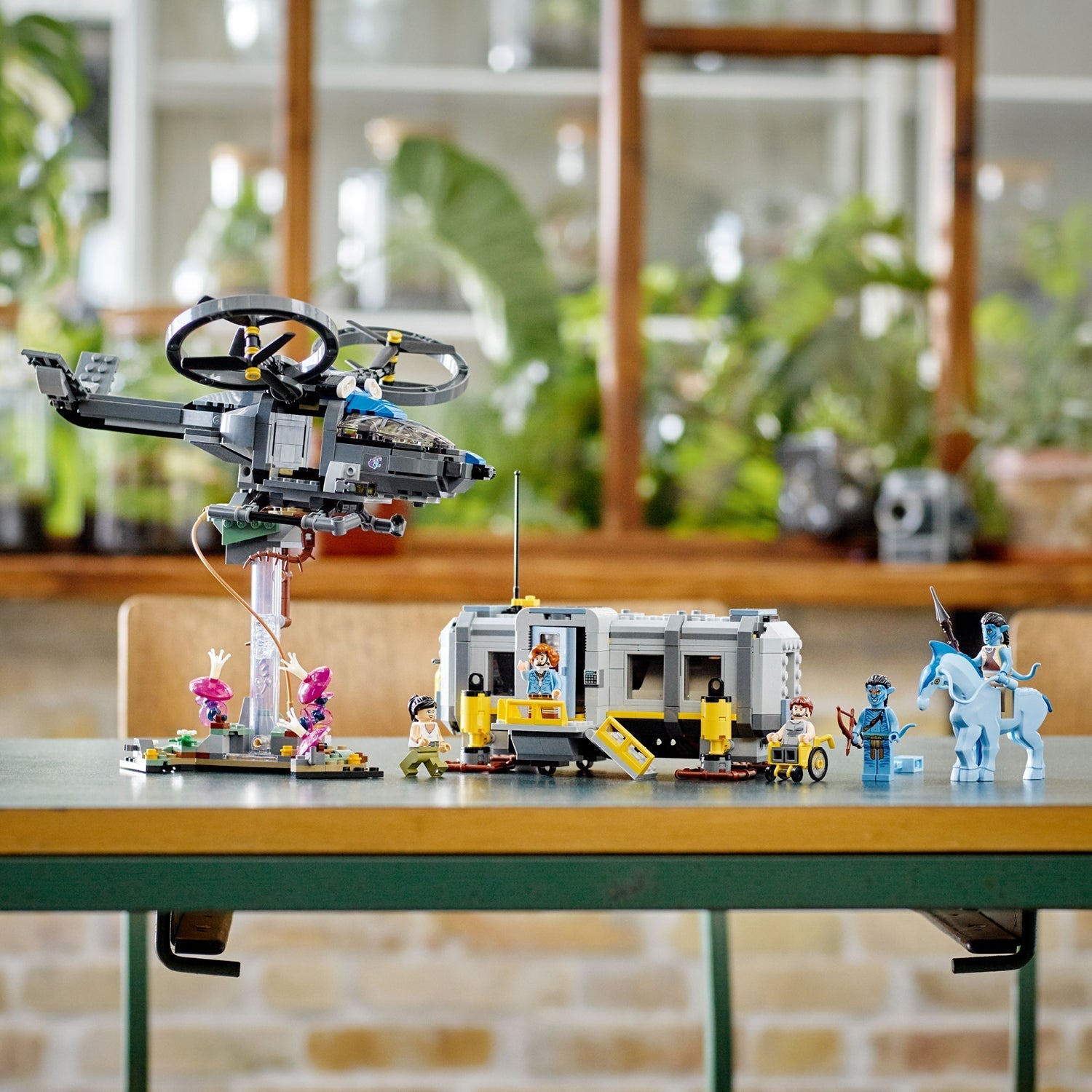 LEGO® Avatar™ Floating Mountains: Site 26 & RDA Samson - Bộ Lắp Ráp Núi Bay Pandora - LEGO 75573 - Hình ảnh bổ sung 5