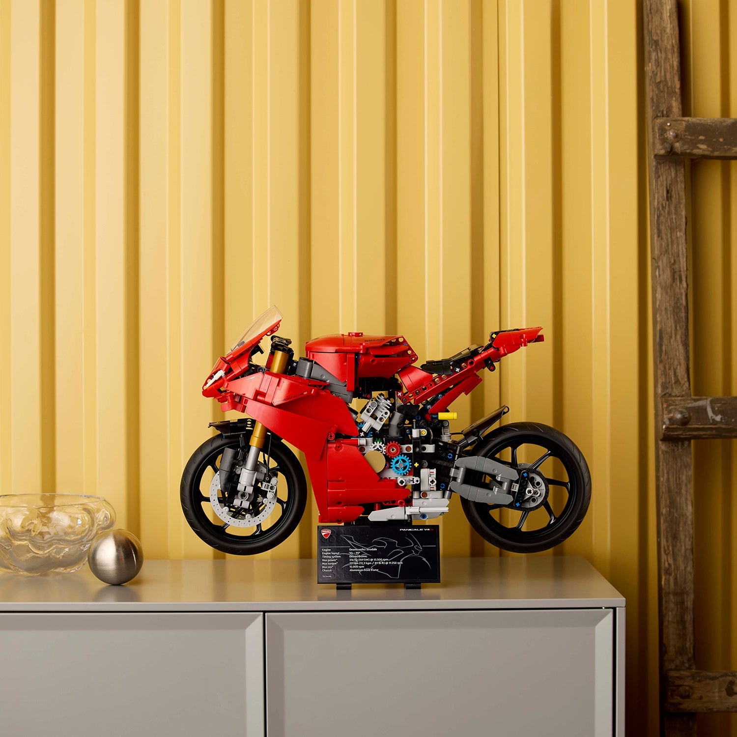 LEGO® Technic Ducati Panigale V4 S Motorcycle - Mô hình xe mô tô phân khối lớn - 42202 - Hình ảnh bổ sung 5