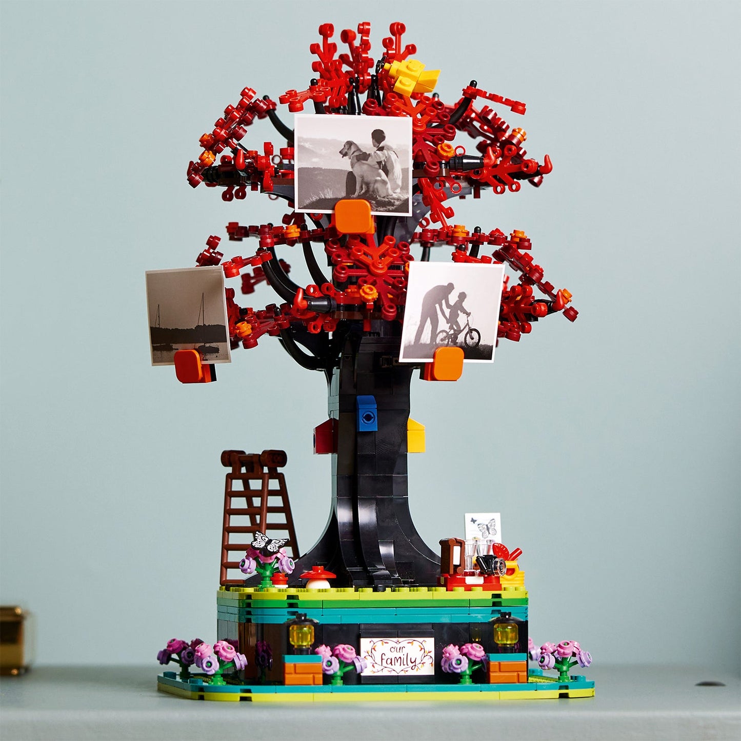 LEGO® Ideas Family Tree (21346) - Bộ Lắp Ráp Cây Phả Hệ Trang Trí Nhà Cửa - LEGO - Hình ảnh bổ sung 5