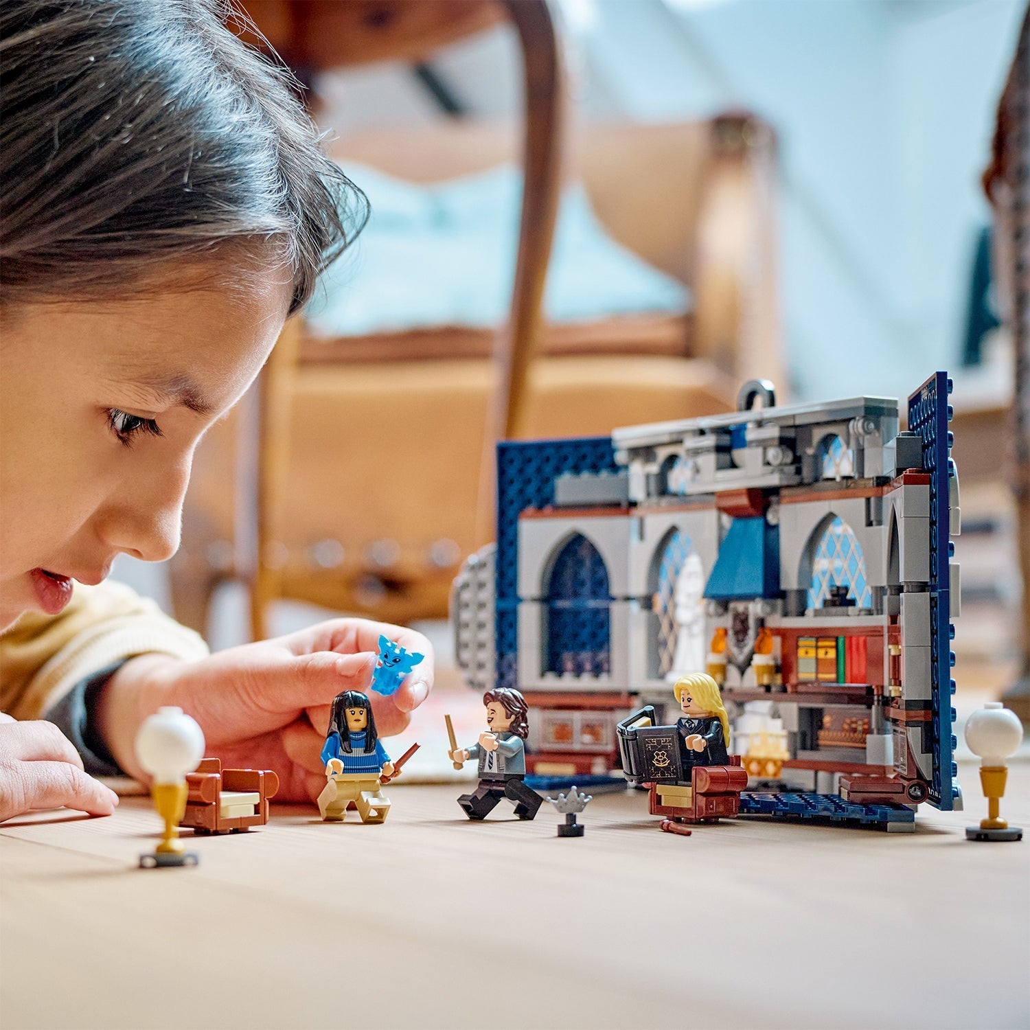 LEGO® Harry Potter™ Ravenclaw™ House Banner - Bộ Lắp Ráp Biểu Ngữ Nhà Ravenclaw - LEGO 76411 - Hình ảnh bổ sung 5