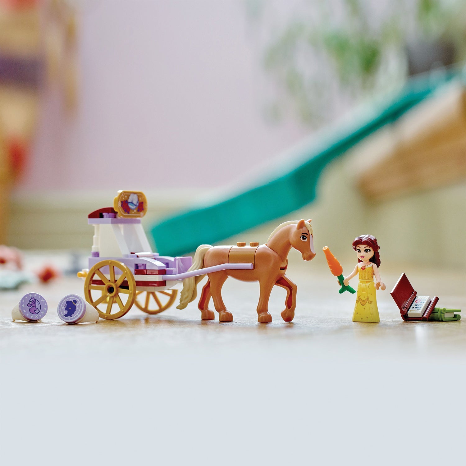 LEGO® Disney™ Belle's Storytime Horse Carriage - Đồ Chơi Lắp Ráp Xe Ngựa Của Công Chúa Belle - LEGO 43233 - Hình ảnh bổ sung 5