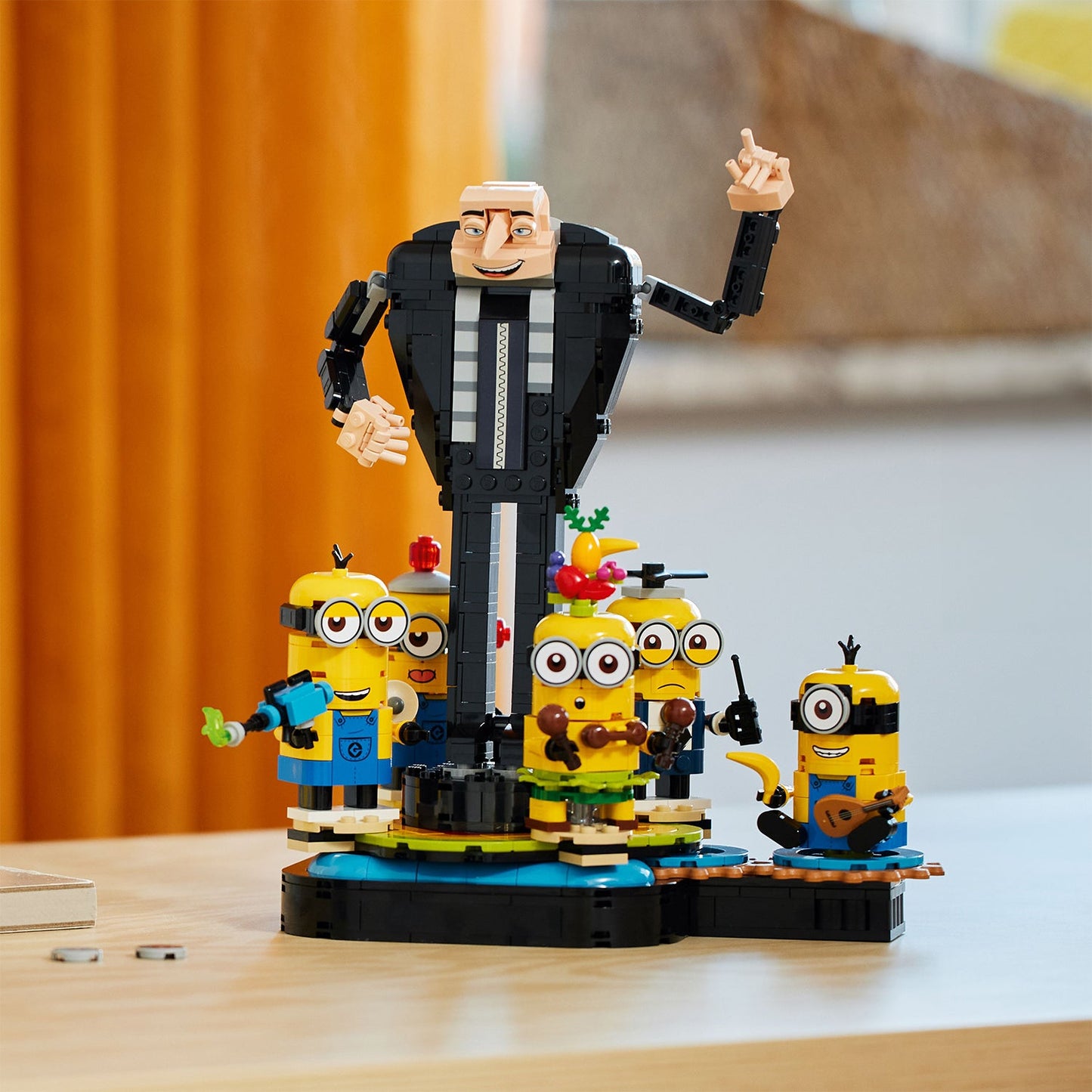 LEGO® Despicable Me 4 Brick-Built Gru and Minions - Bộ lắp ráp mô hình Gru và Minions nhảy múa - LEGO 75582 AG LEGO® Certifie