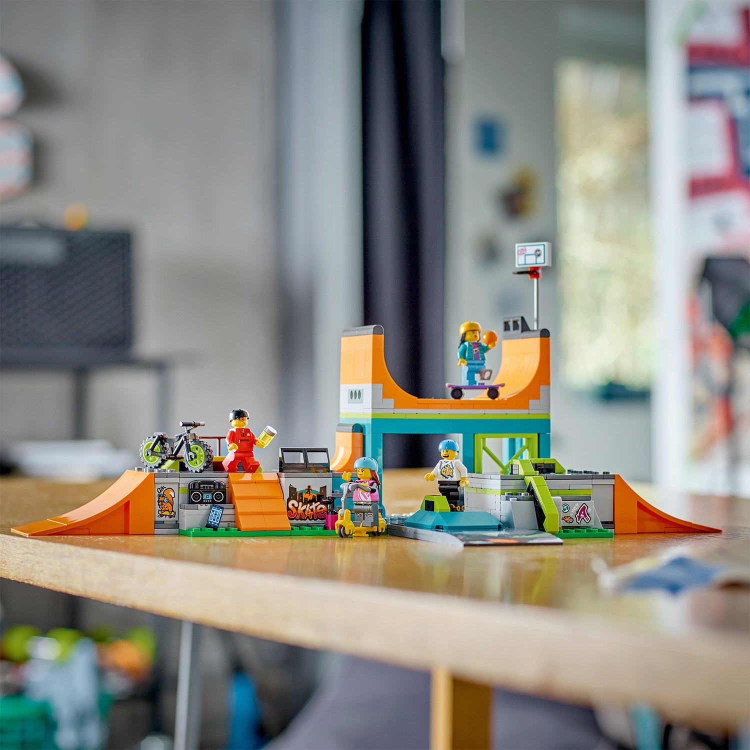 LEGO® City Street Skate Park - Đồ chơi lắp ráp Công viên trượt ván - LEGO 60364 - Hình ảnh bổ sung 5