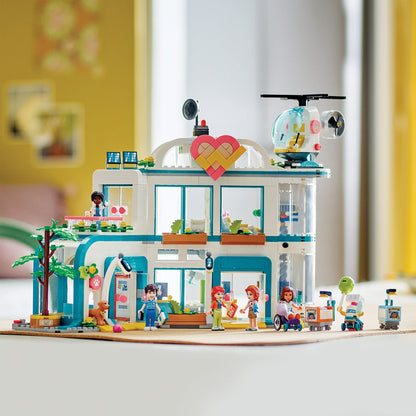 LEGO® Friends™ Heartlake City Hospital - Đồ chơi lắp ráp Bệnh viện Thành phố Heartlake - LEGO 42621 - Hình ảnh bổ sung 5
