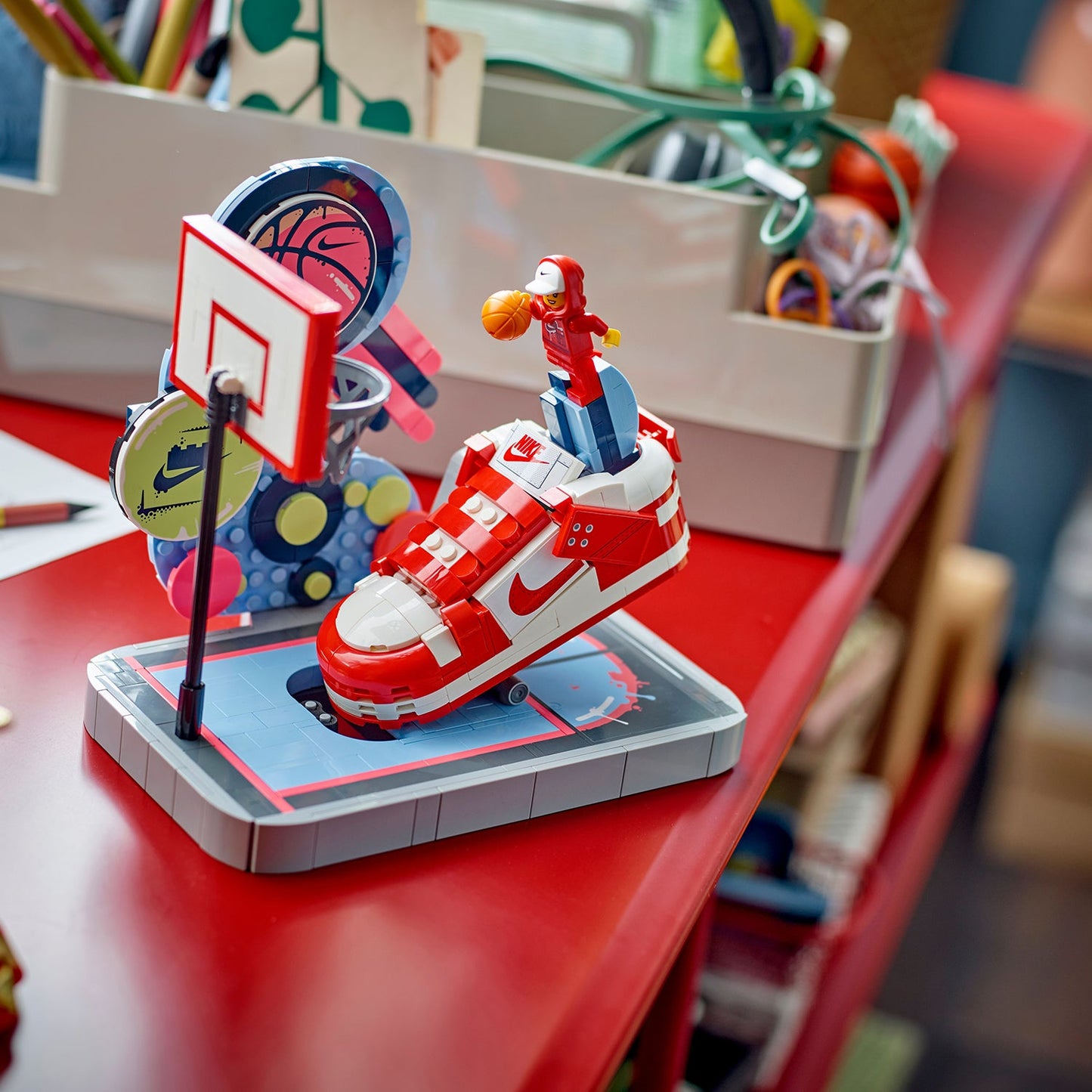 LEGO® Nike Dunk Trickshot - Bộ Lắp Ráp Giày Nike Dunk & Sân Bóng Rổ - LEGO 43021 - Hình ảnh bổ sung 8