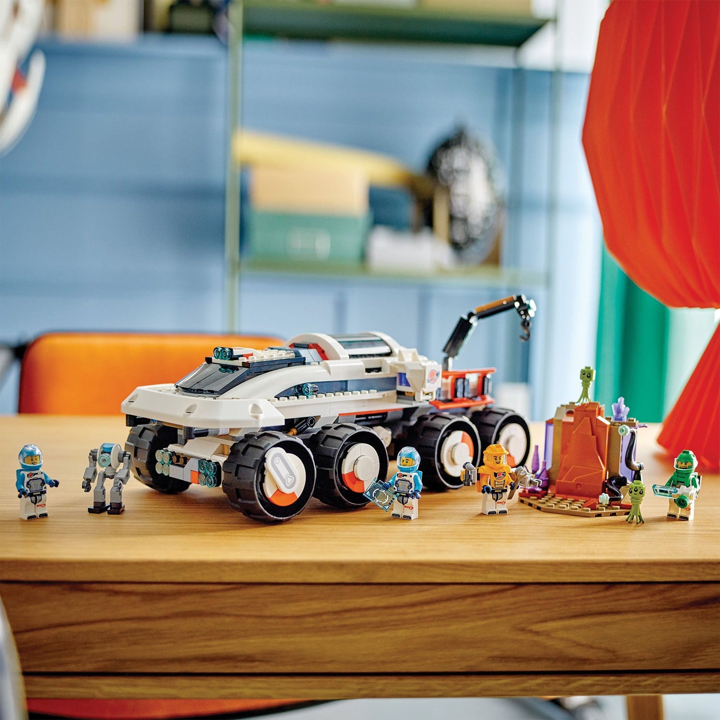 LEGO® City Command Rover and Crane Loader - Xe Rover Chỉ Huy và Cần Cẩu Thám Hiểm Không Gian - LEGO 60432 - Hình ảnh bổ sung 5