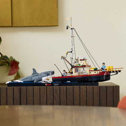 LEGO® Ideas Jaws - Bộ Lắp Ráp Mô Hình Hàm Cá Mập 21350 - Hình ảnh bổ sung 4