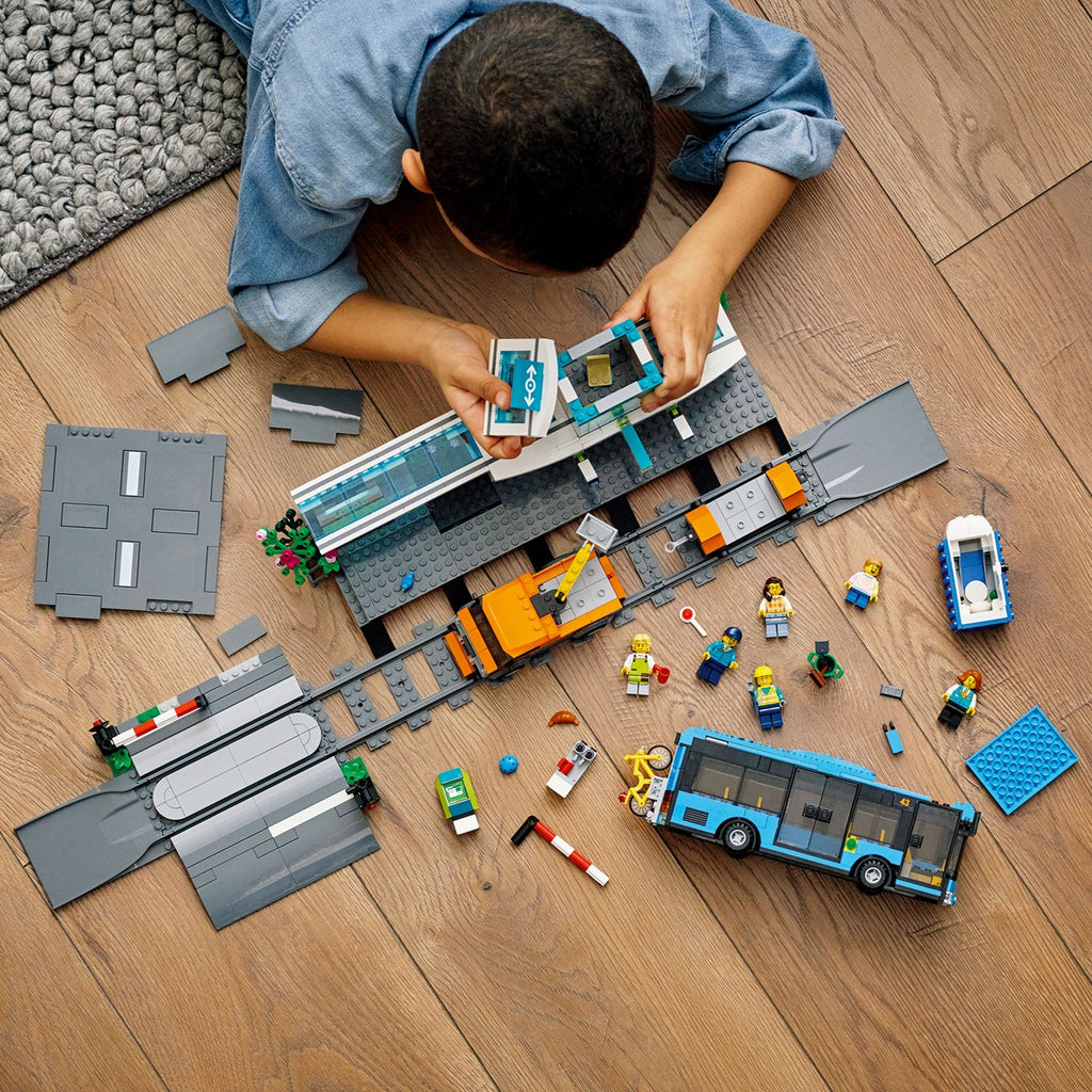 LEGO® City Train Station - Bộ Lắp Ráp Nhà Ga Thành Phố - LEGO 60335 - Góc nhìn khác 3