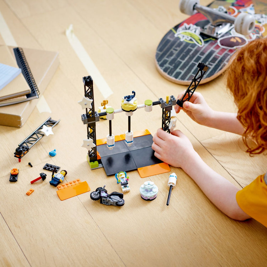 LEGO® City The Knockdown Stunt Challenge Bộ Đồ Chơi Mô Tô Nhào Lộn 60341 - Hình ảnh bổ sung 5