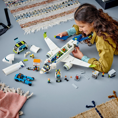 LEGO® City Passenger Airplane - Máy Bay Hành Khách (60367) - Hình ảnh bổ sung 4