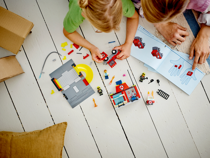 LEGO® City Fire Station and Fire Truck - Bộ Đồ Chơi Lắp Ráp Trạm Cứu Hỏa và Xe Cứu Hỏa - LEGO 60375