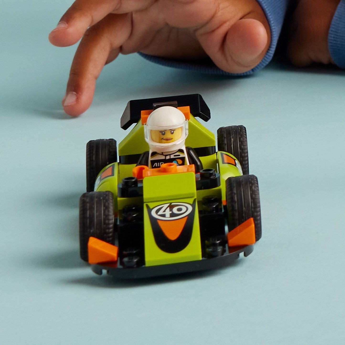 LEGO® City Green Race Car - Đồ chơi lắp ráp Xe Đua Màu Xanh - LEGO 60399 - Hình ảnh bổ sung 6