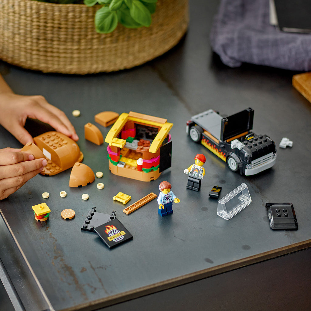LEGO® City Burger Van - Xe Bán Burger Đồ Chơi Lắp Ráp - LEGO 60404 - Góc nhìn khác 3
